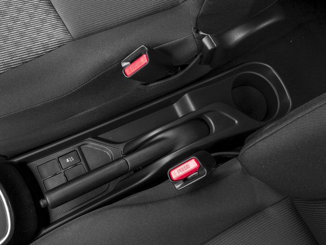 Used 2017 Toyota Yaris L w/ Carpet Mat Package FWD image 18