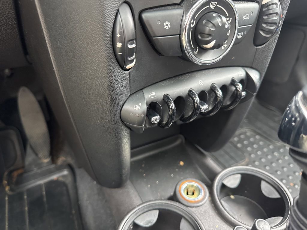 Used 2012 MINI Cooper Hardtop image 6