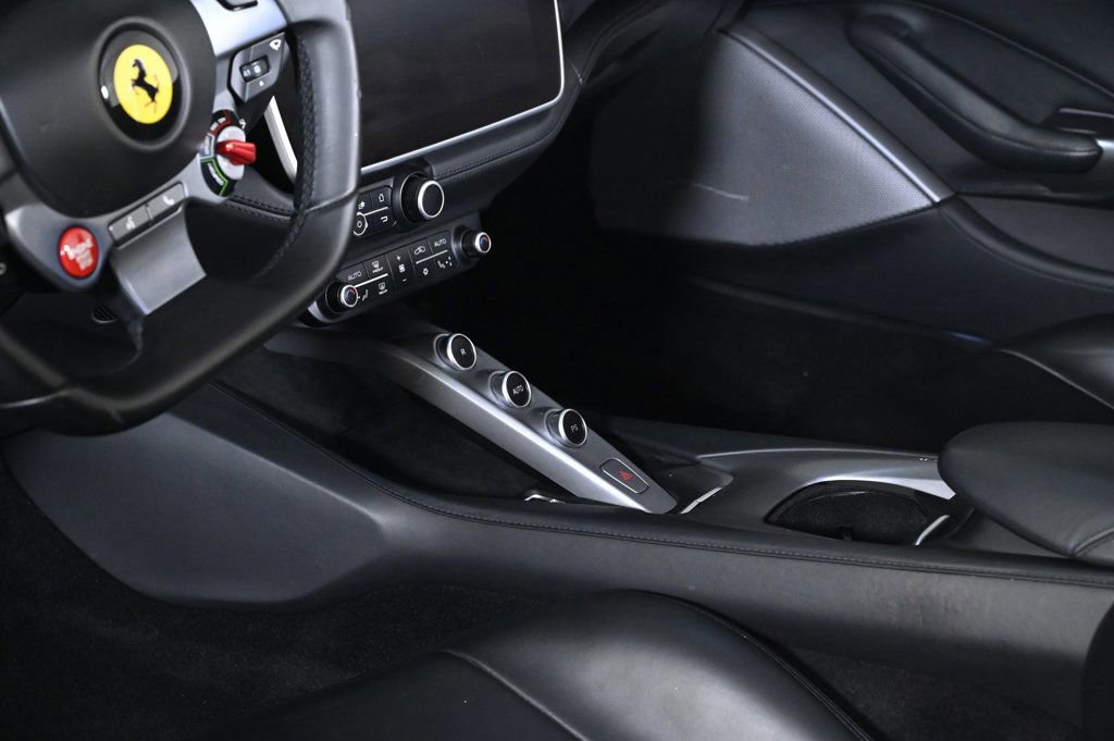 Certified 2019 Ferrari Portofino image 16