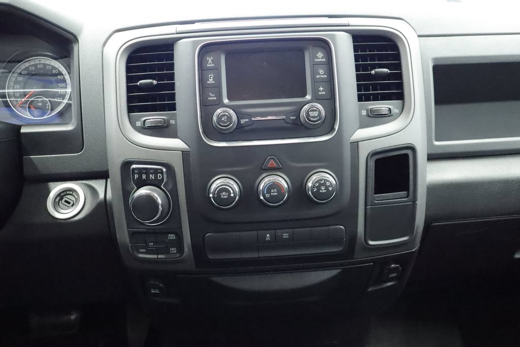 Certified 2019 RAM 1500 Express w/ Express Value Package AWD/4WD image 22