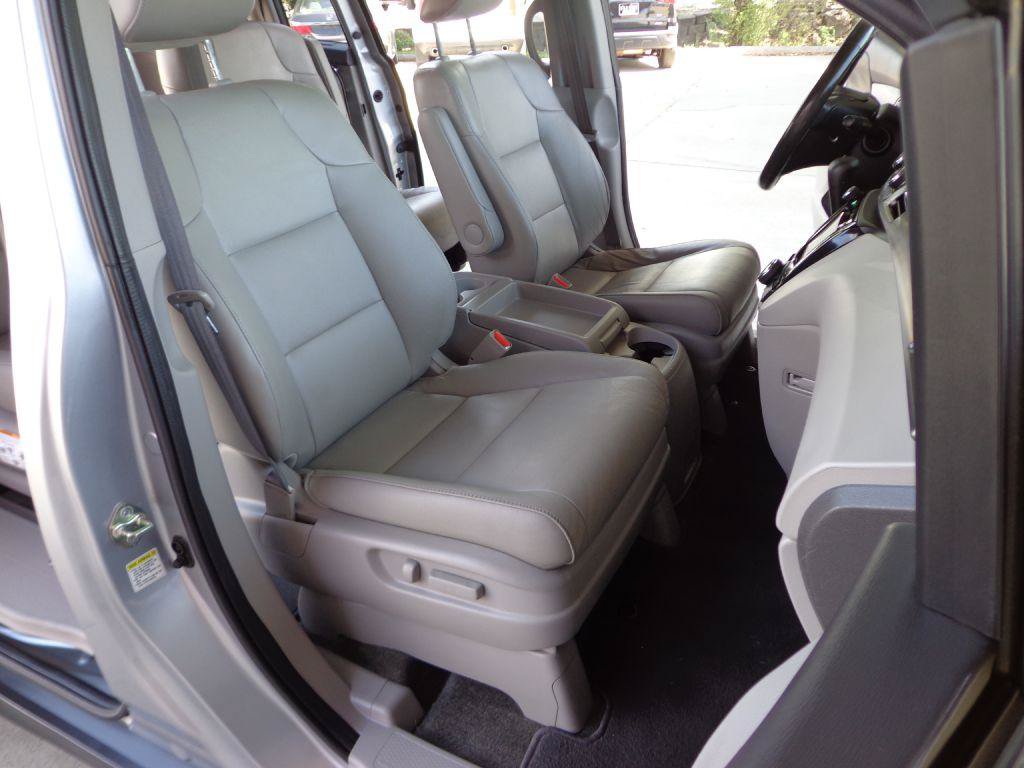Used 2017 Honda Odyssey EX-L image 17