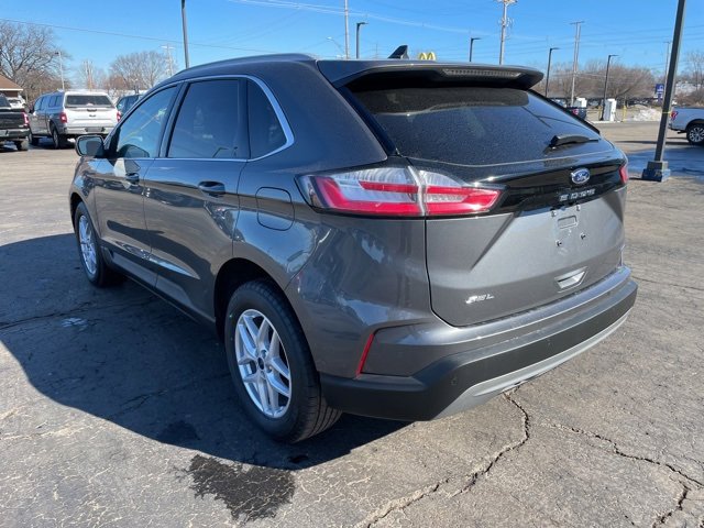 Used 2022 Ford Edge SEL w/ Convenience Package image 5