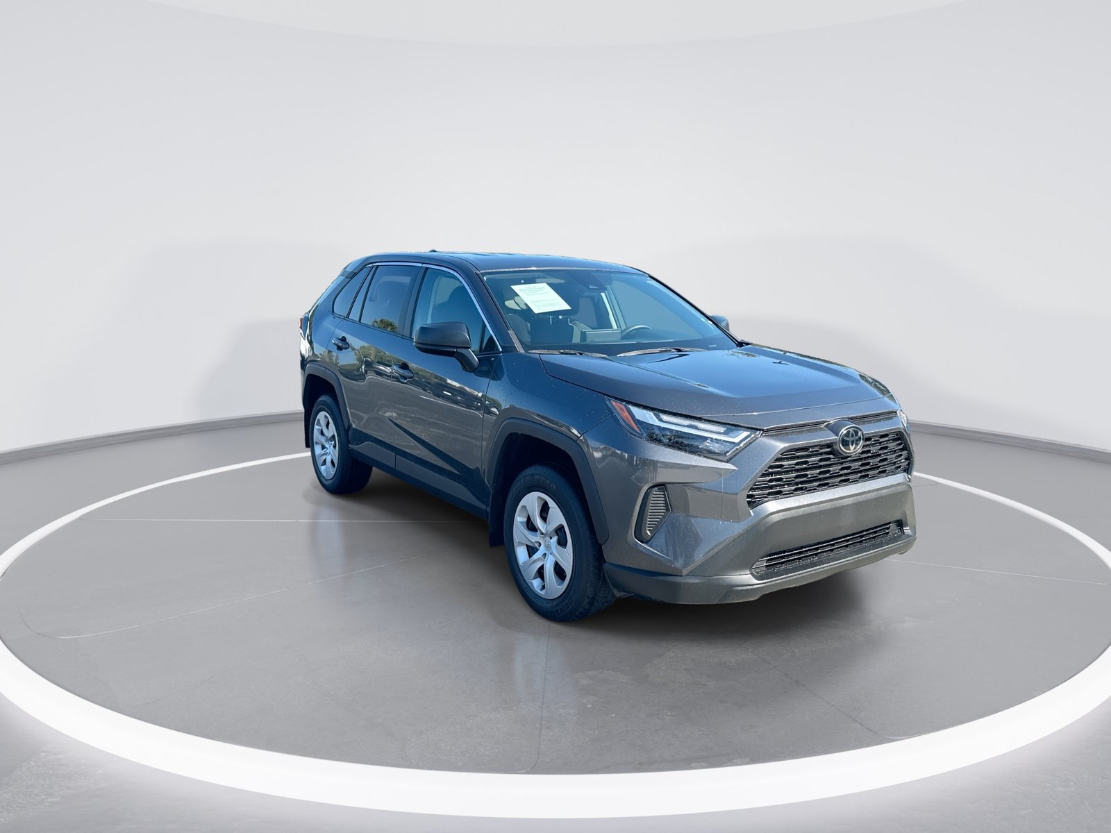 Used 2024 Toyota RAV4 LE FWD video 2