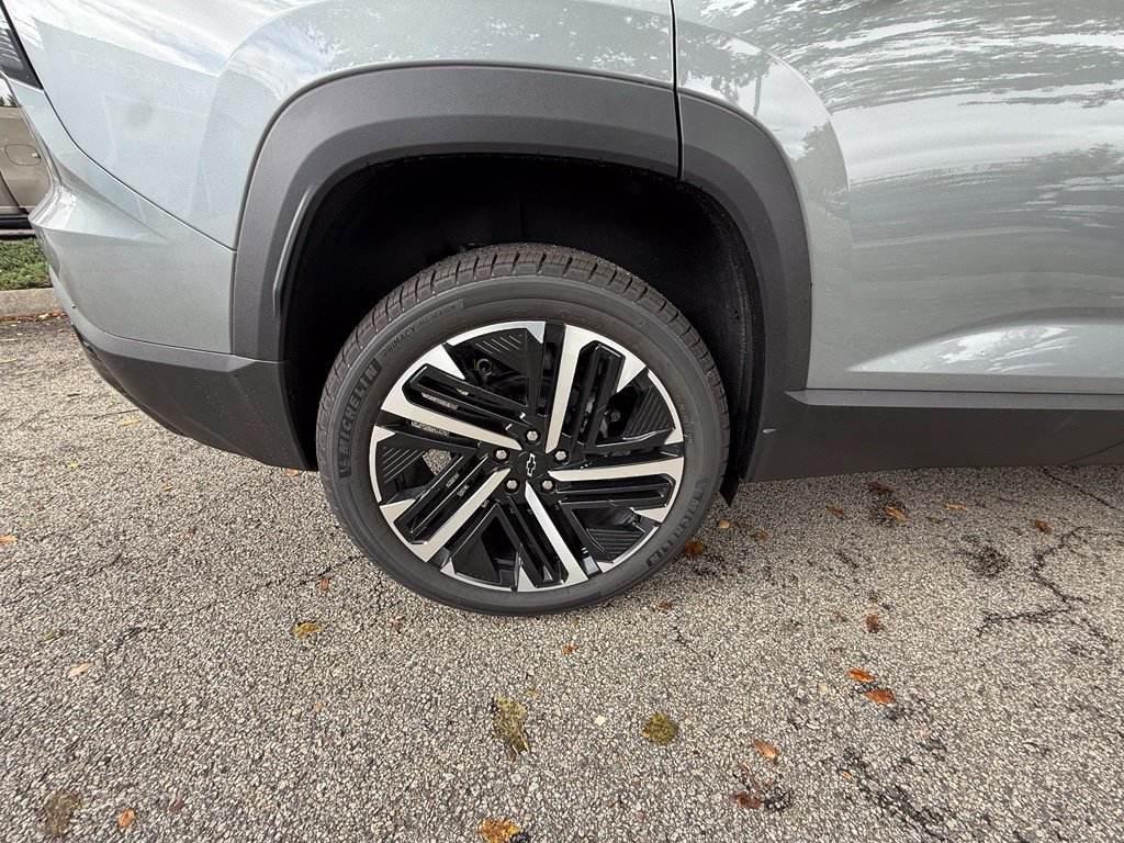 New 2027 Chevrolet Equinox RS w/ Convenience Package III AWD/4WD image 33