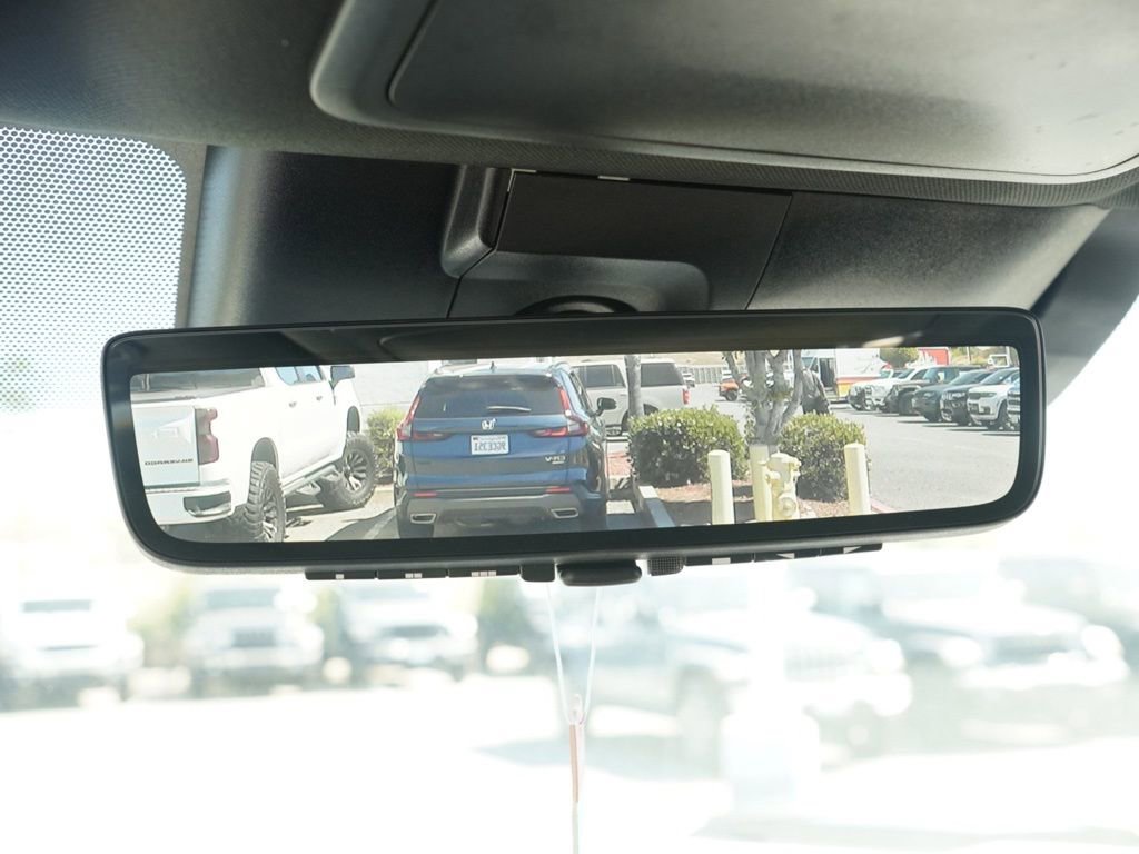 Used 2023 Toyota Tundra Platinum w/ Advanced Package image 17