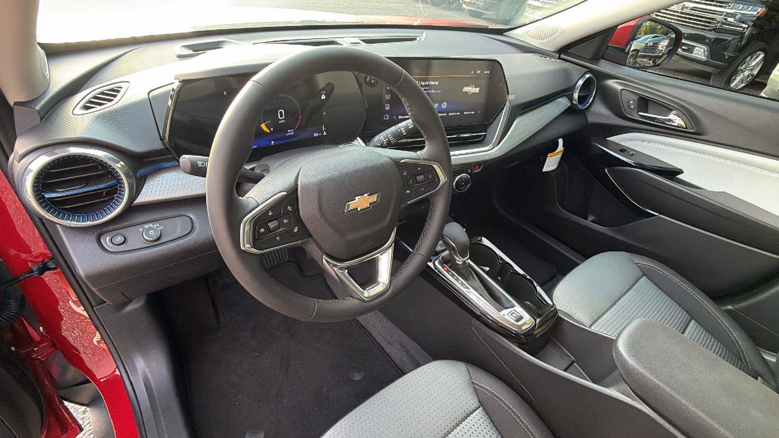New 2026 Chevrolet Trax LT w/ Sunroof Package FWD image 3