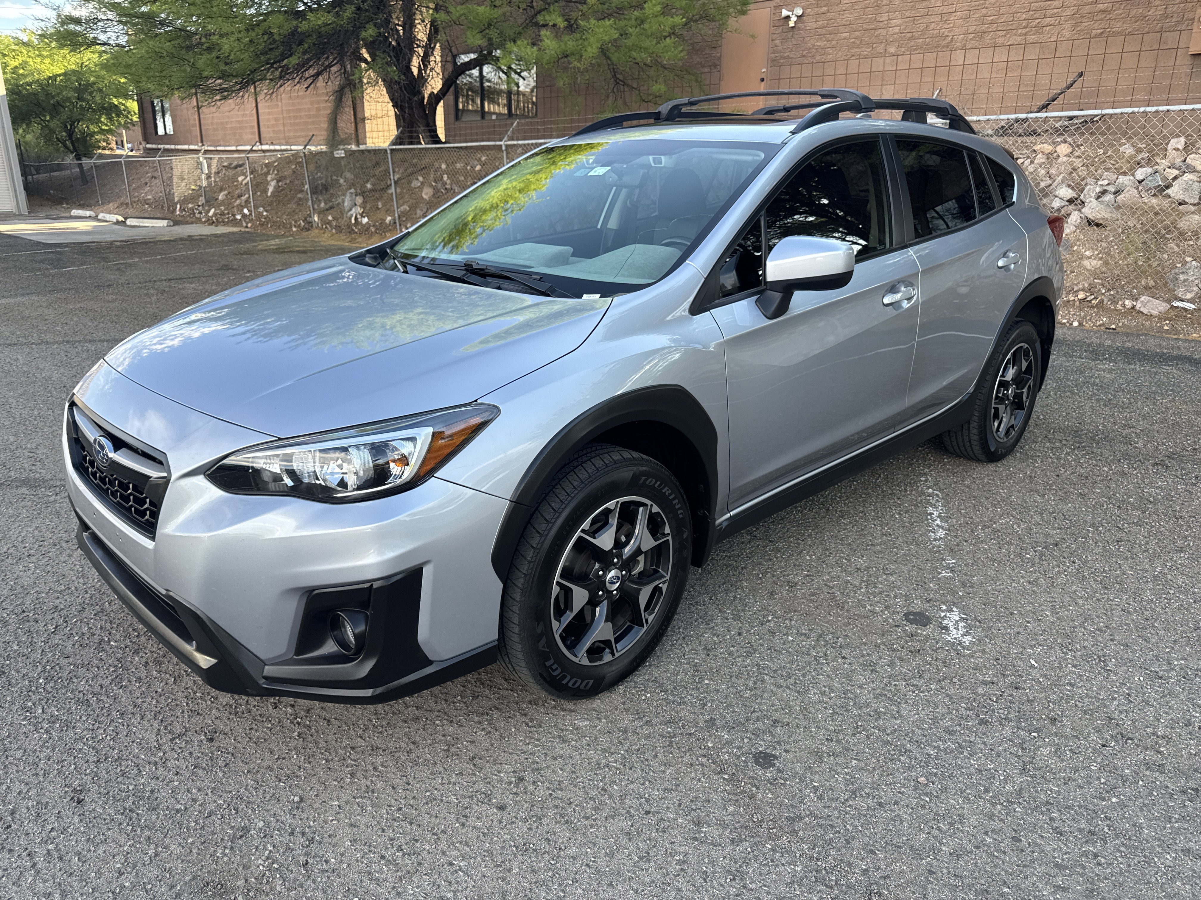 Used 2018 Subaru Crosstrek 2.0i Premium AWD/4WD image 3