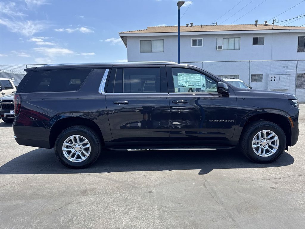 New 2026 Chevrolet Suburban LS RWD image 4