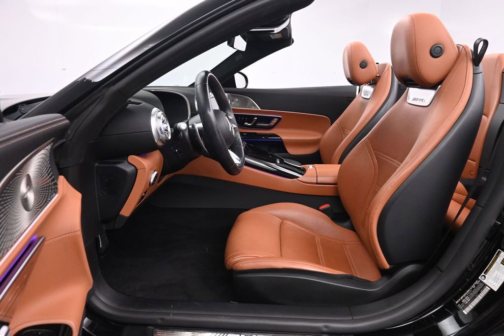 Used 2022 Mercedes-Benz SL 63 AMG 4MATIC w/ Driver Assistance Package image 15