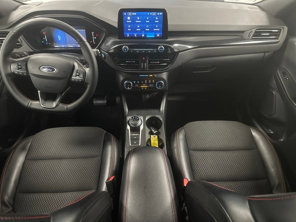 Certified 2025 Ford Escape ST-Line FWD image 2