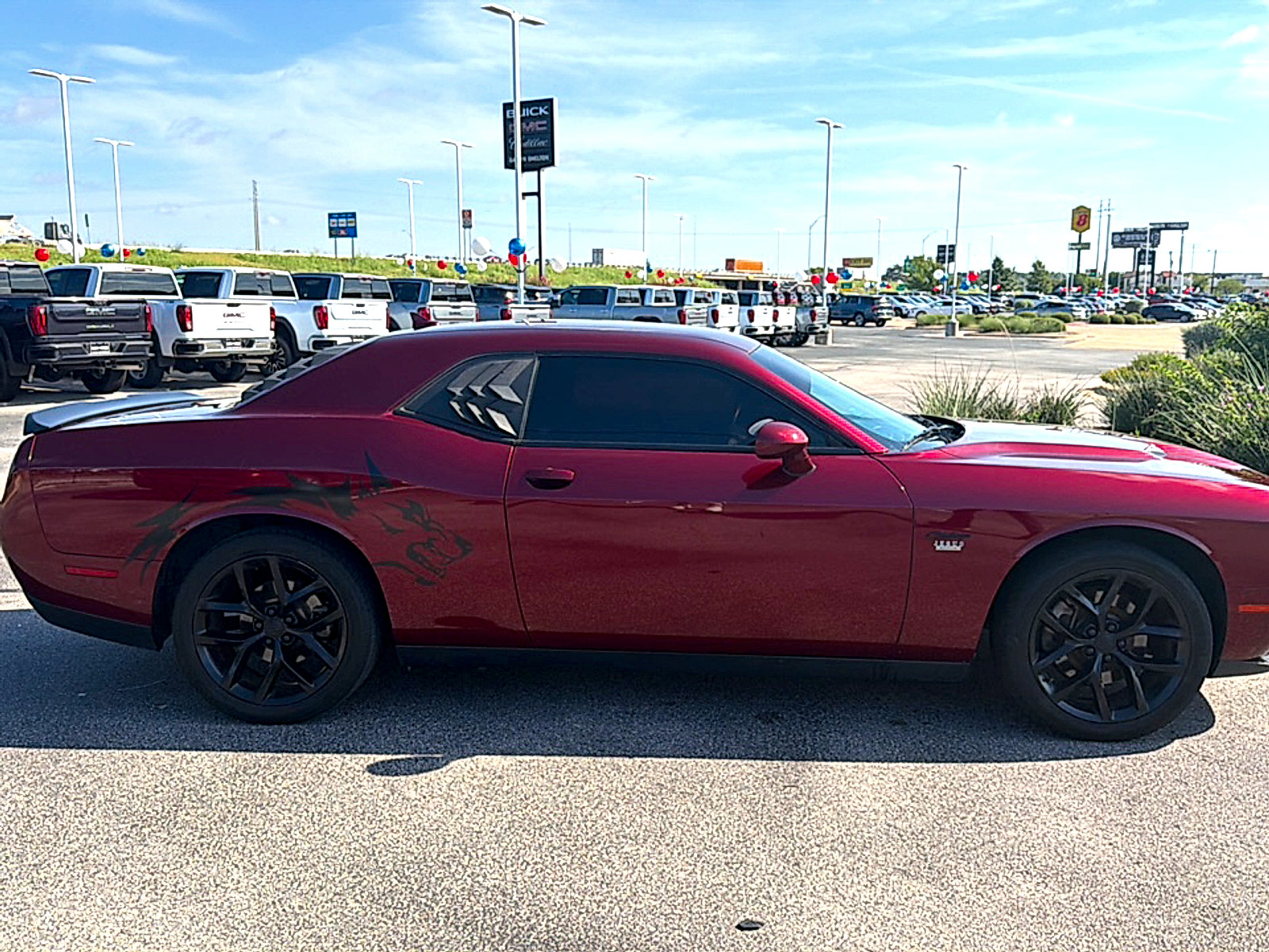 Used 2021 Dodge Challenger SXT w/ Plus Package RWD image 6