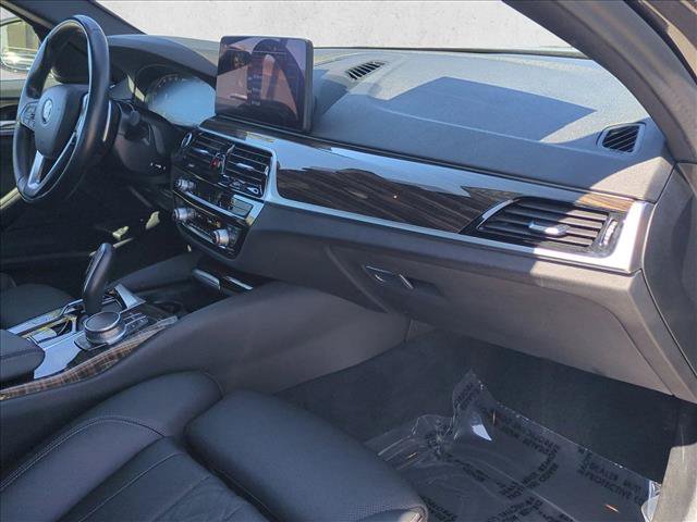 Used 2022 BMW 530e w/ Convenience Package RWD image 23