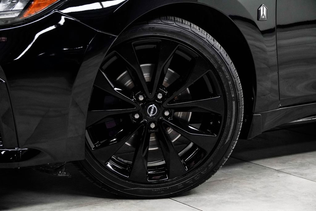 Used 2023 Nissan Maxima SR w/ Sport Mat Group image 3