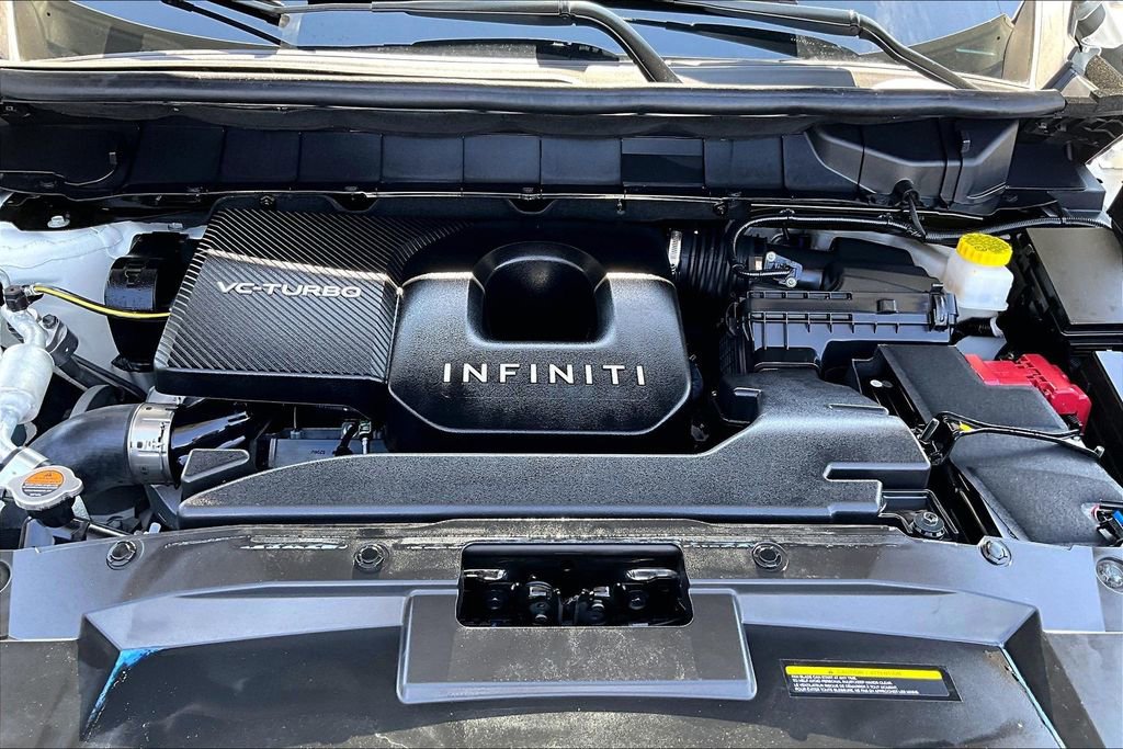 Certified 2025 INFINITI QX60 Luxe w/ Black Edition image 15