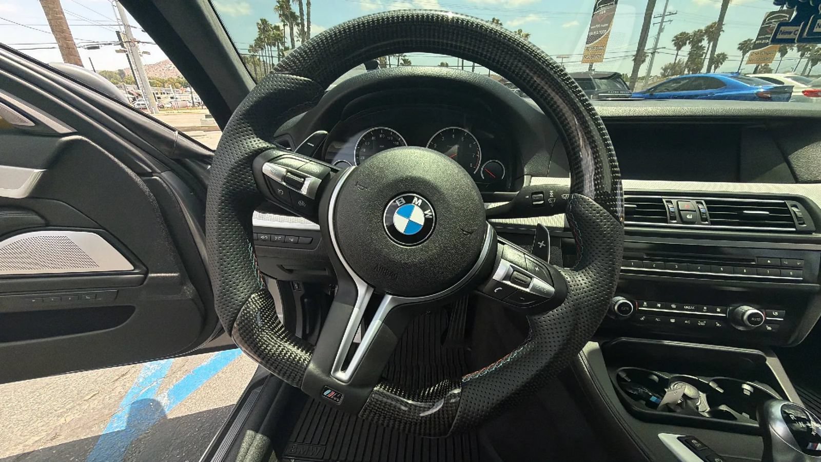 Used 2013 BMW M5 RWD image 16