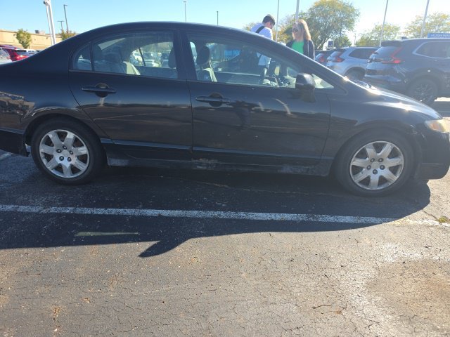 Used 2011 Honda Civic LX image 2
