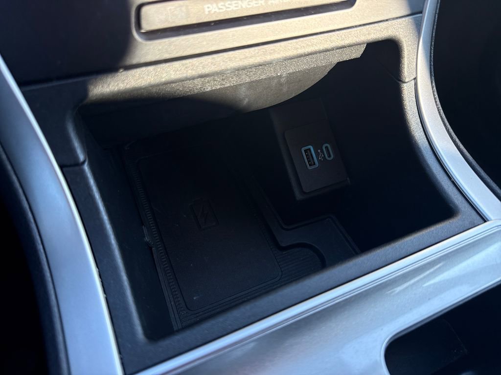 Used 2024 Ford Edge SEL w/ Convenience Package image 40