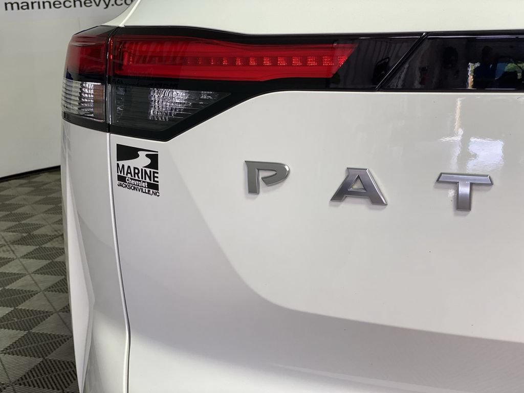 Used 2022 Nissan Pathfinder SL w/ SL Premium Package FWD image 39