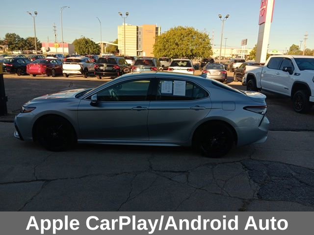 Used 2022 Toyota Camry XSE image 7