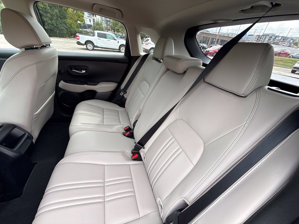 Used 2024 Honda HR-V EX-L image 29