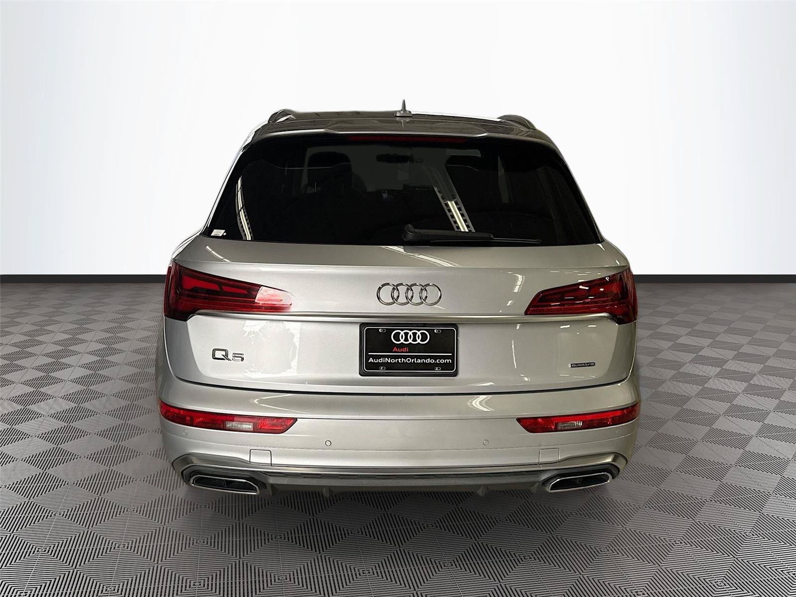 Used 2023 Audi Q5 2.0T Premium w/ Convenience Package AWD/4WD image 6