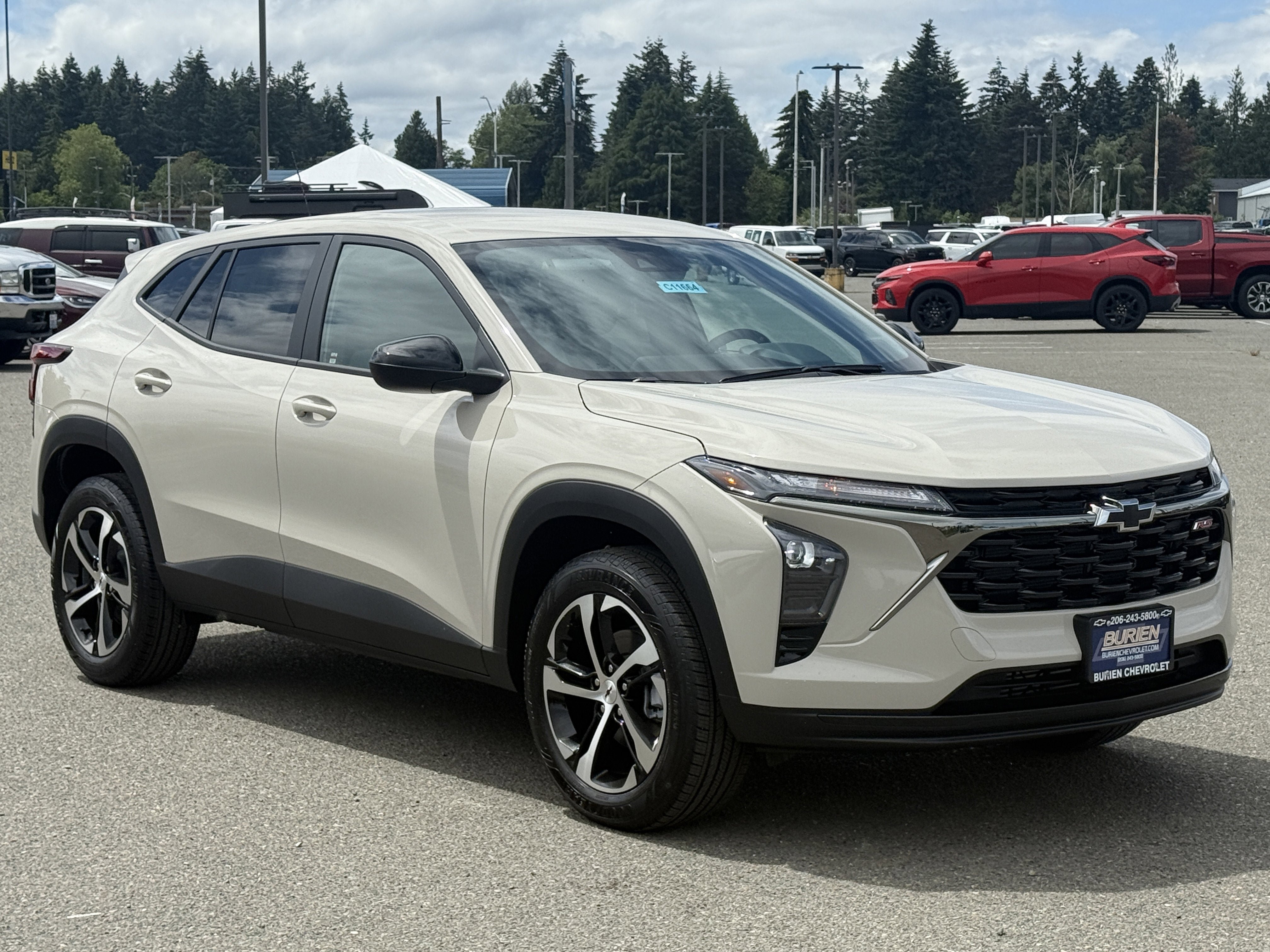 New 2026 Chevrolet Trax RS w/ Driver Confidence Package FWD image 7