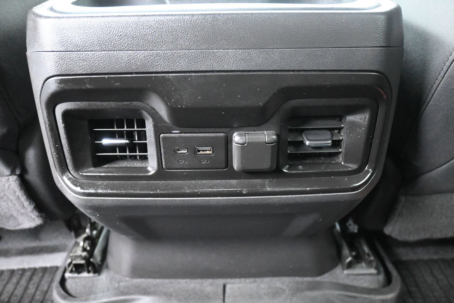 Used 2020 Chevrolet Silverado 1500 LT Trail Boss AWD/4WD image 16