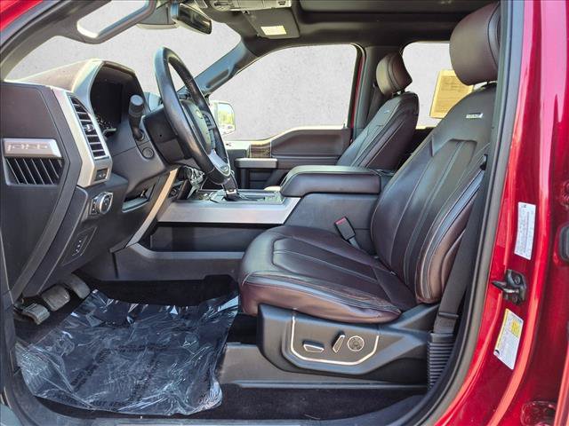 Used 2016 Ford F150 Platinum w/ Equipment Group 701A Luxury AWD/4WD image 9