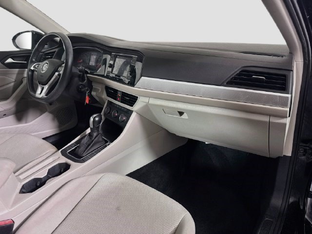 Used 2019 Volkswagen Jetta R-Line FWD image 27