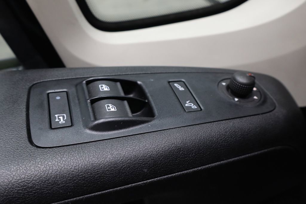 Used 2015 RAM ProMaster 1500 w/ Interior Convenience Group image 11