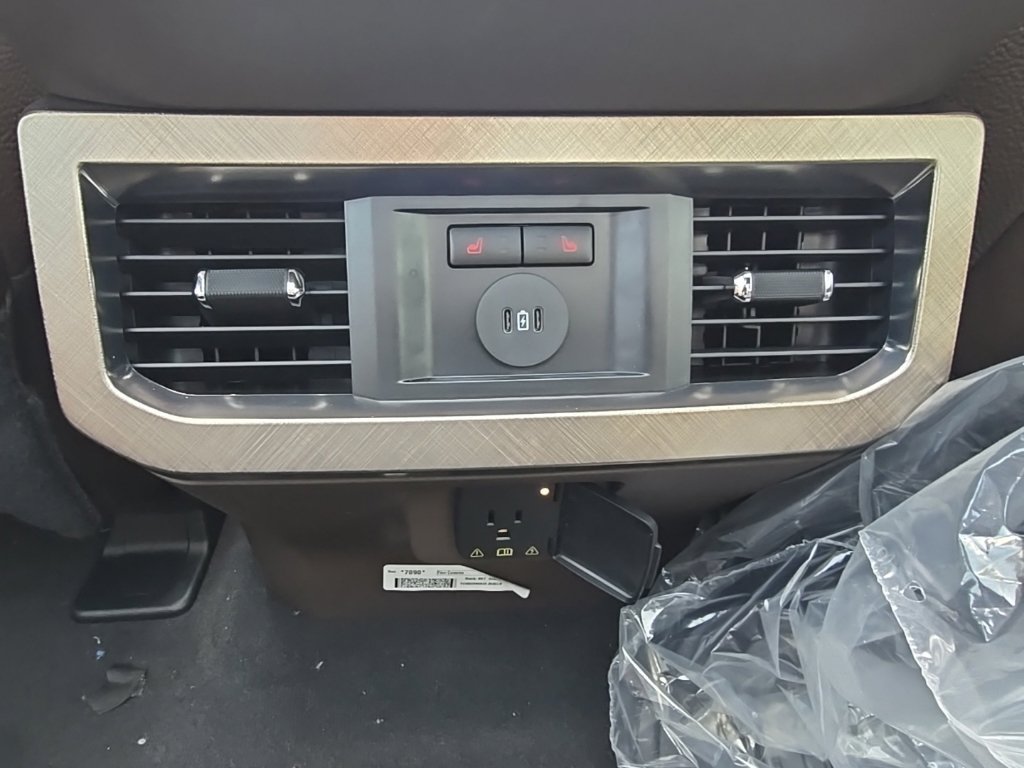 New 2026 Ford F350 4x4 Crew Cab Super Duty image 51