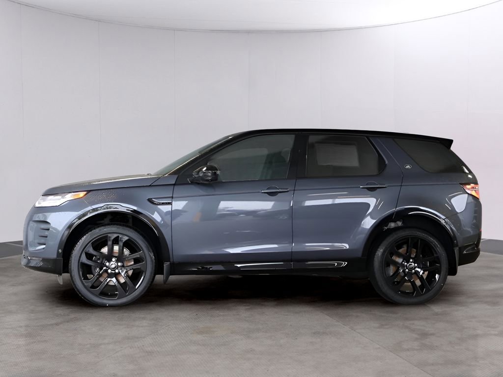 Used 2025 Land Rover Discovery Sport Dynamic SE AWD/4WD image 8