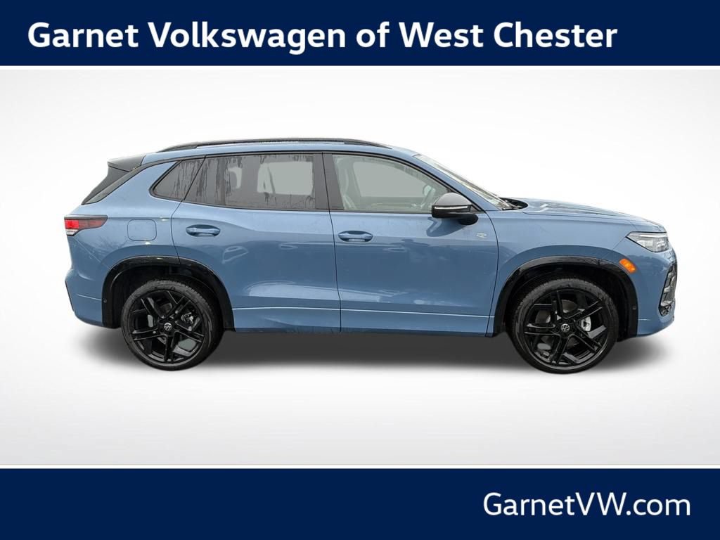 New 2026 Volkswagen Tiguan SE R-Line AWD/4WD image 6