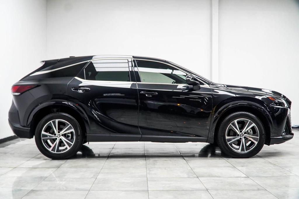 Used 2024 Lexus RX 350 FWD w/ Technology Package image 8