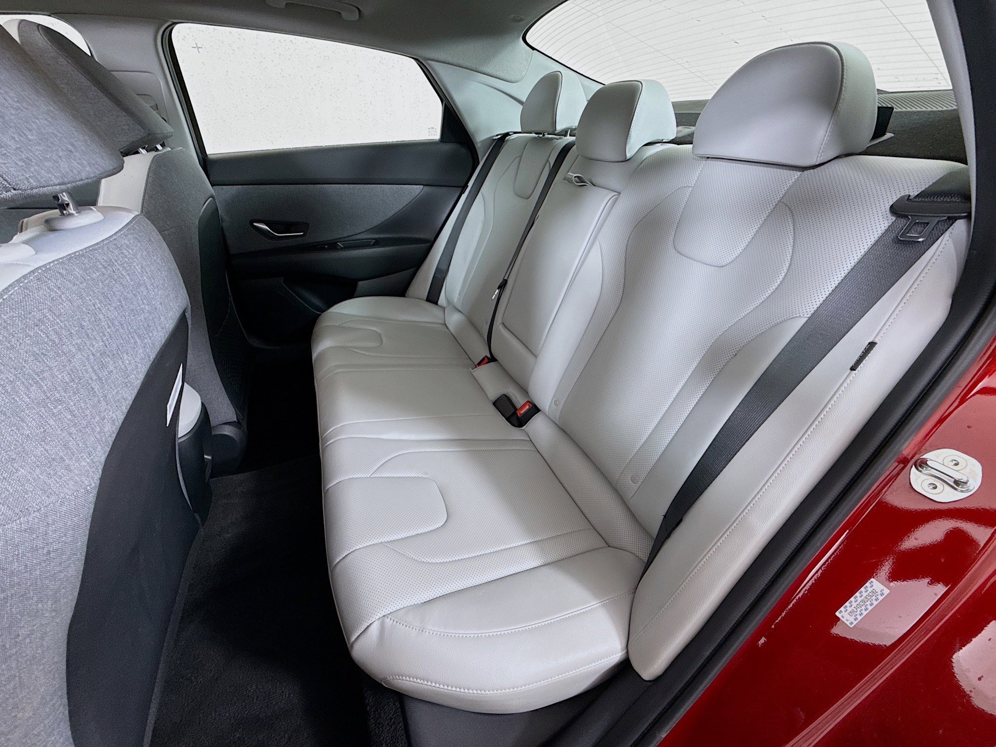 Used 2024 Hyundai Elantra Limited FWD image 24