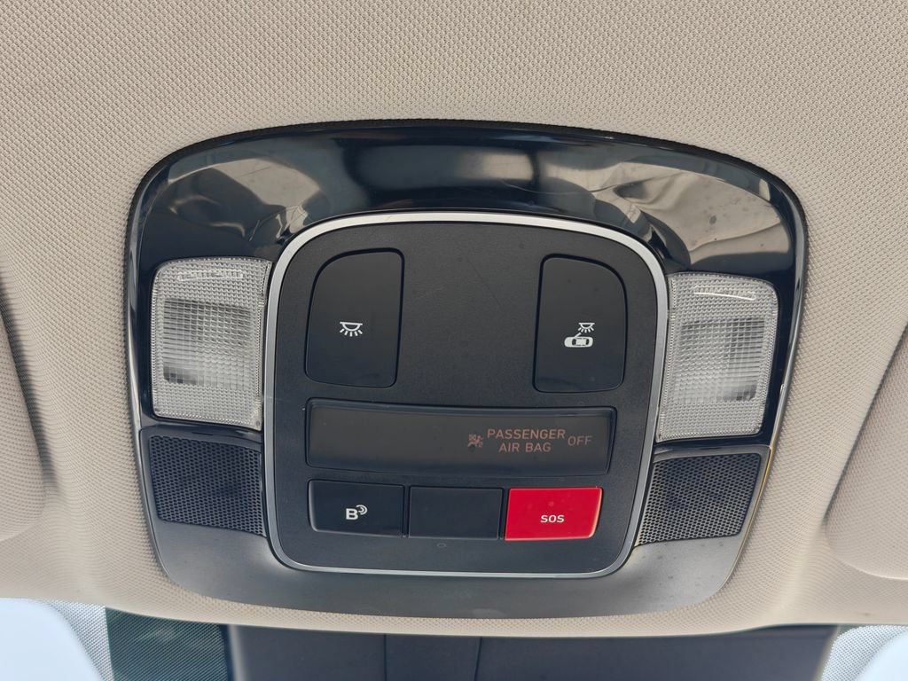 Used 2025 Hyundai Sonata SEL FWD image 22