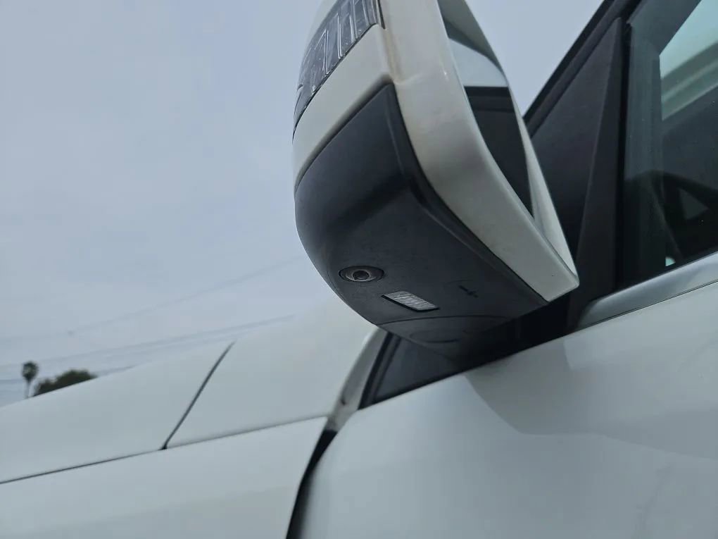 Used 2015 Mercedes-Benz ML 350 2WD w/ Premium 1 Package image 51