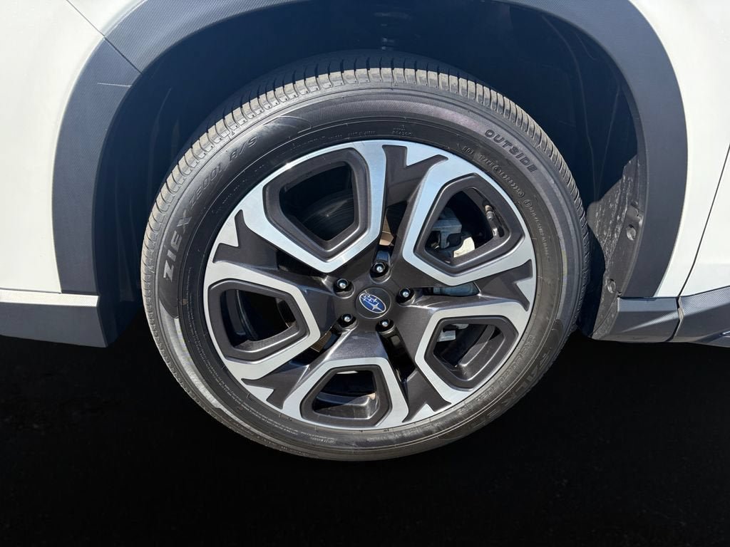 Used 2023 Subaru Ascent Touring AWD/4WD image 9