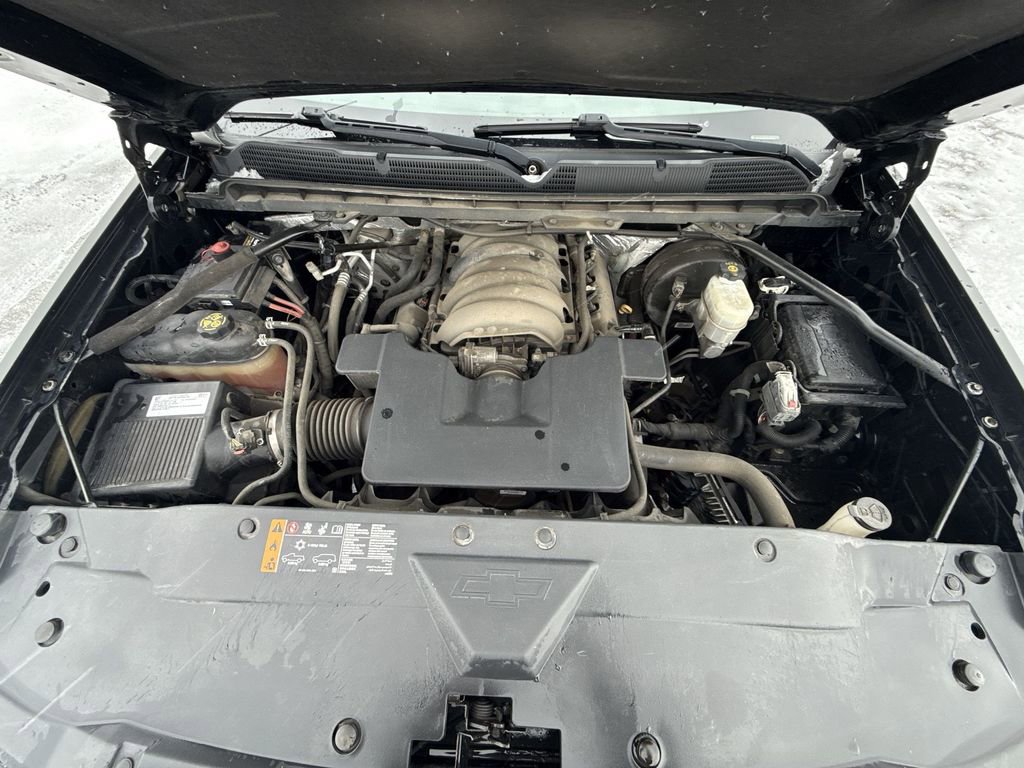 Used 2017 Chevrolet Silverado 1500 LT w/ Midnight Edition image 17