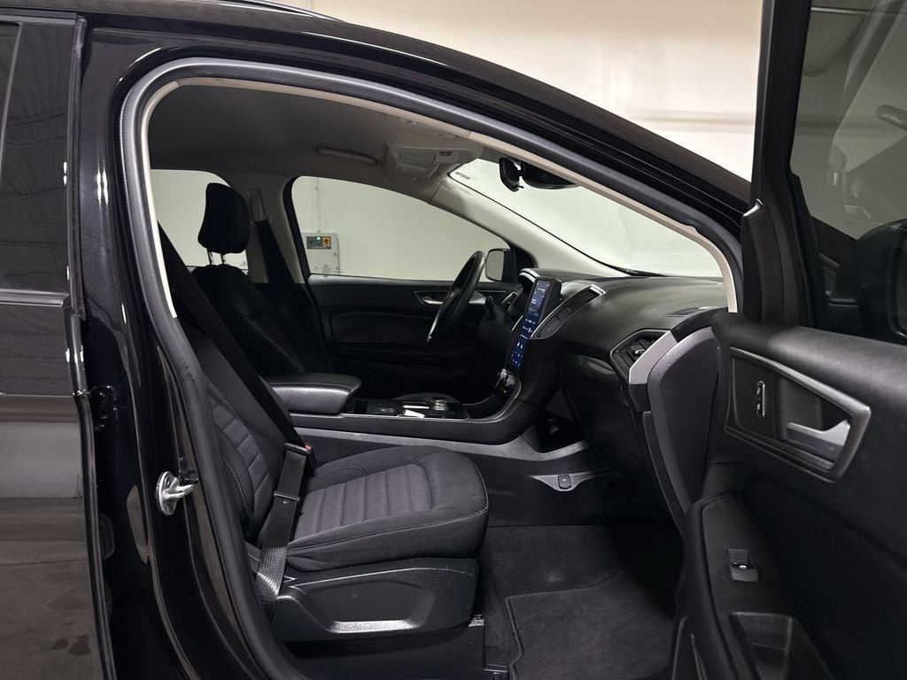 Used 2022 Ford Edge SE AWD/4WD image 21