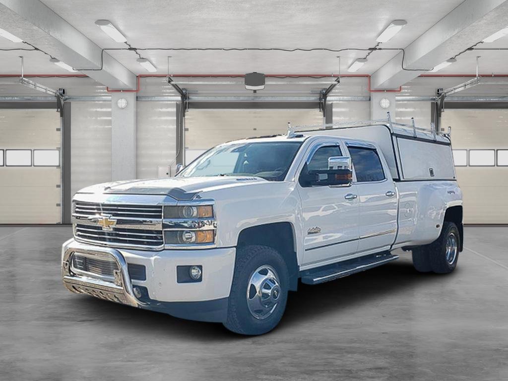 Used 2015 Chevrolet Silverado 3500 High Country w/ Duramax Plus Package image 3