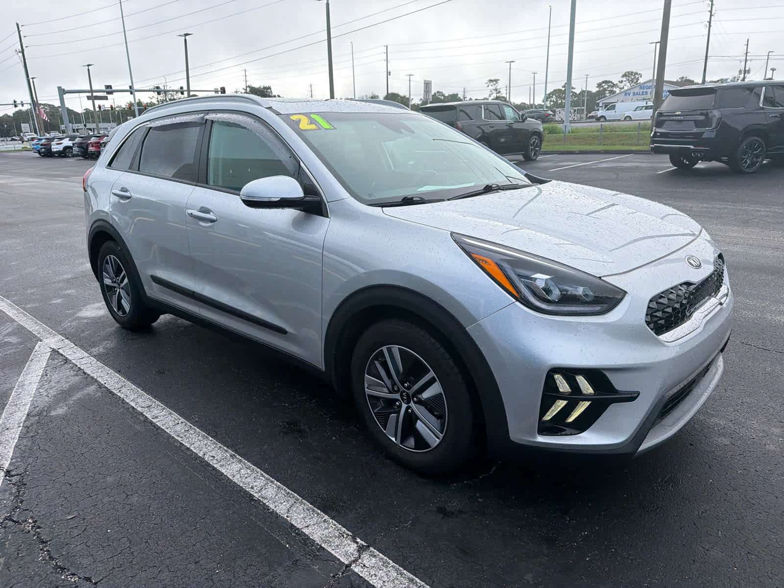 Used 2021 Kia Niro EX Premium FWD image 7