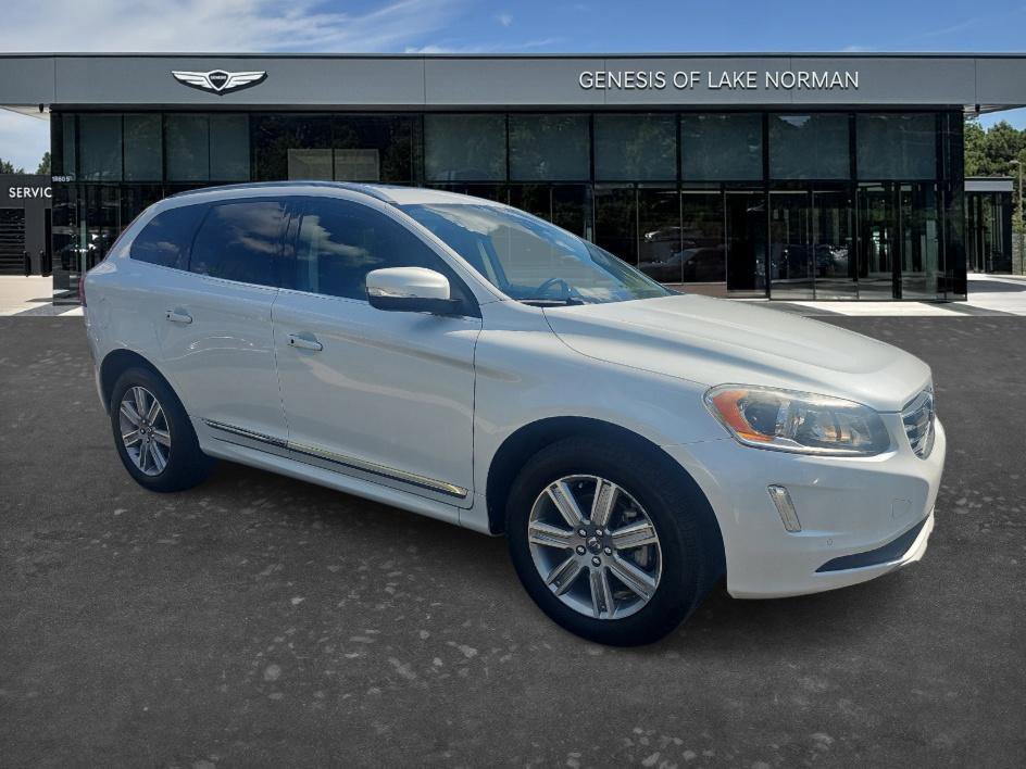 Used 2017 Volvo XC60 T5 Inscription w/ Advanced Package image 3