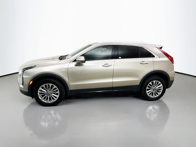 Used 2024 Cadillac XT4 Premium Luxury w/ Technology Package image 6