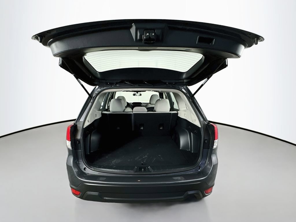 Used 2022 Subaru Forester AWD/4WD image 28