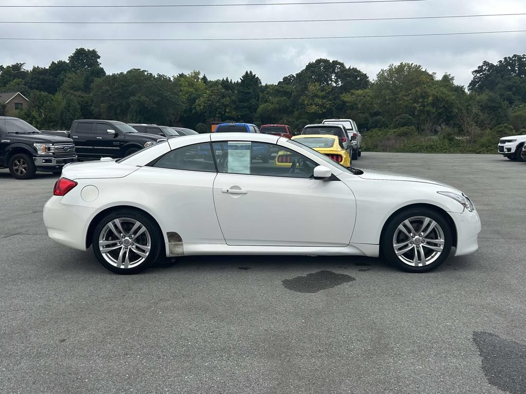 Used 2009 INFINITI G37 Convertible w/ Premium Pkg RWD image 8