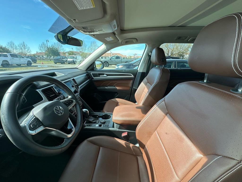 Used 2023 Volkswagen Atlas SE w/ Panoramic Sunroof Package image 8