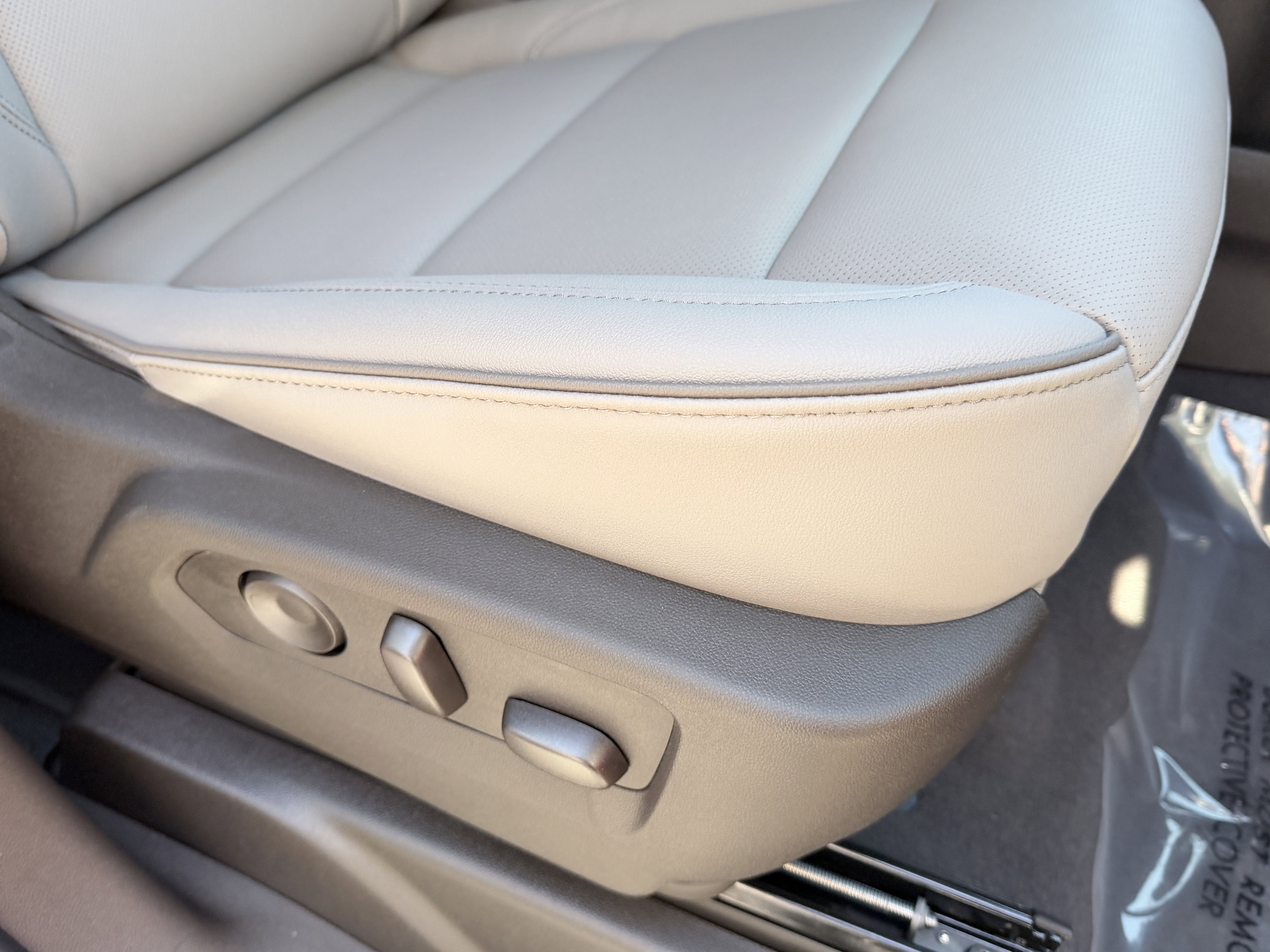 New 2026 GMC Yukon Elevation AWD/4WD image 23