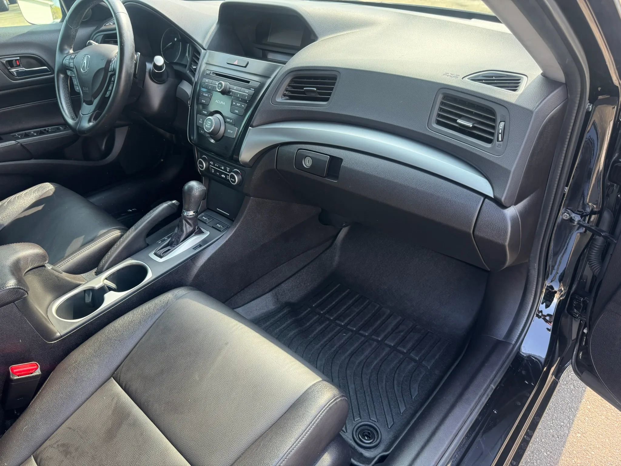 Used 2018 Acura ILX image 23