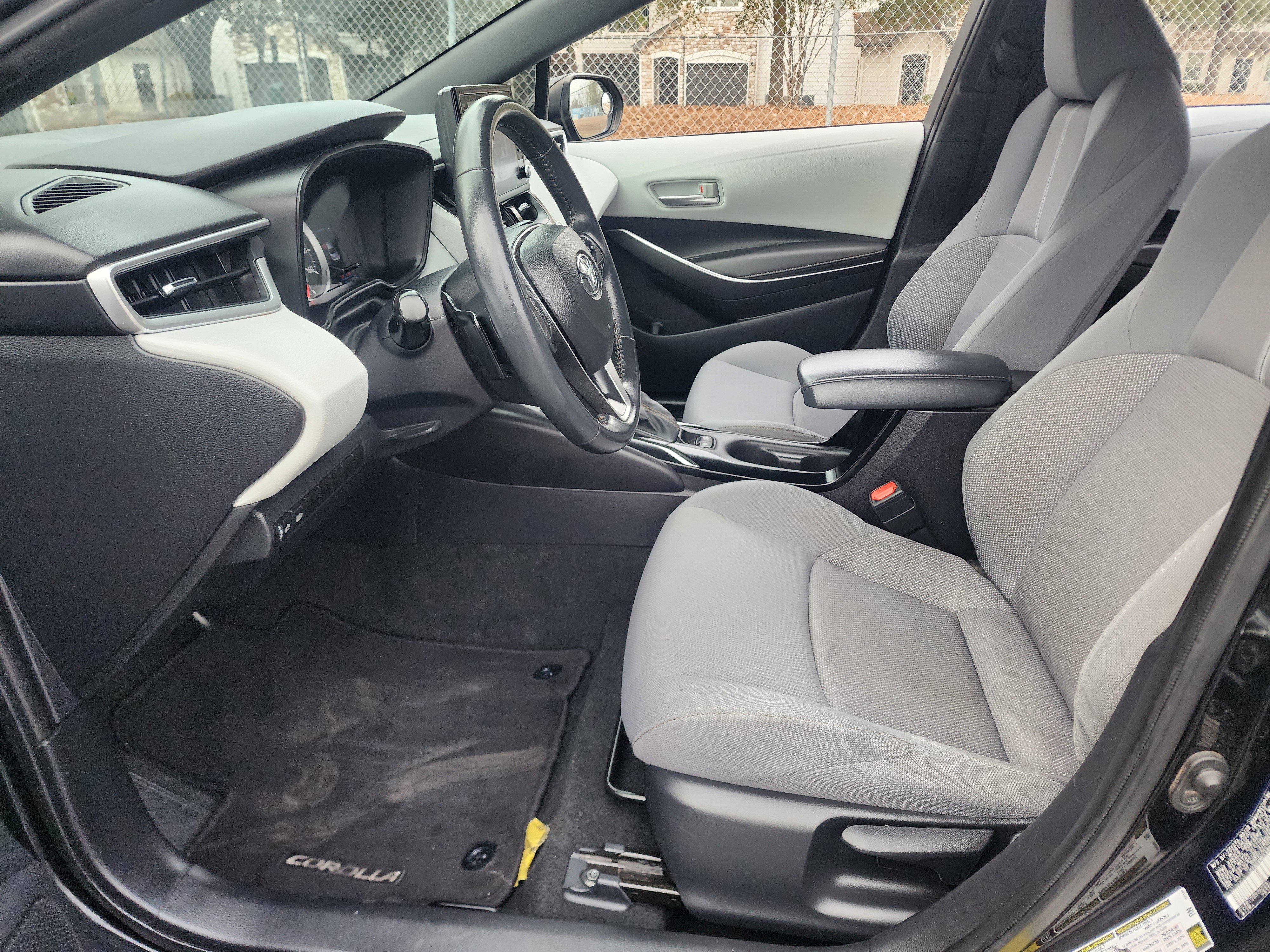 Used 2022 Toyota Corolla SE FWD image 23